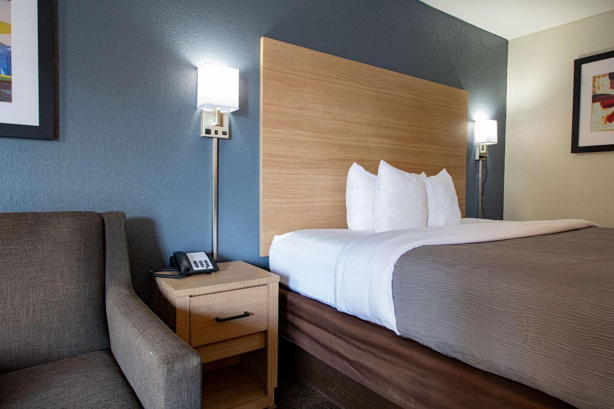 Quality Inn Monroe Exterior photo