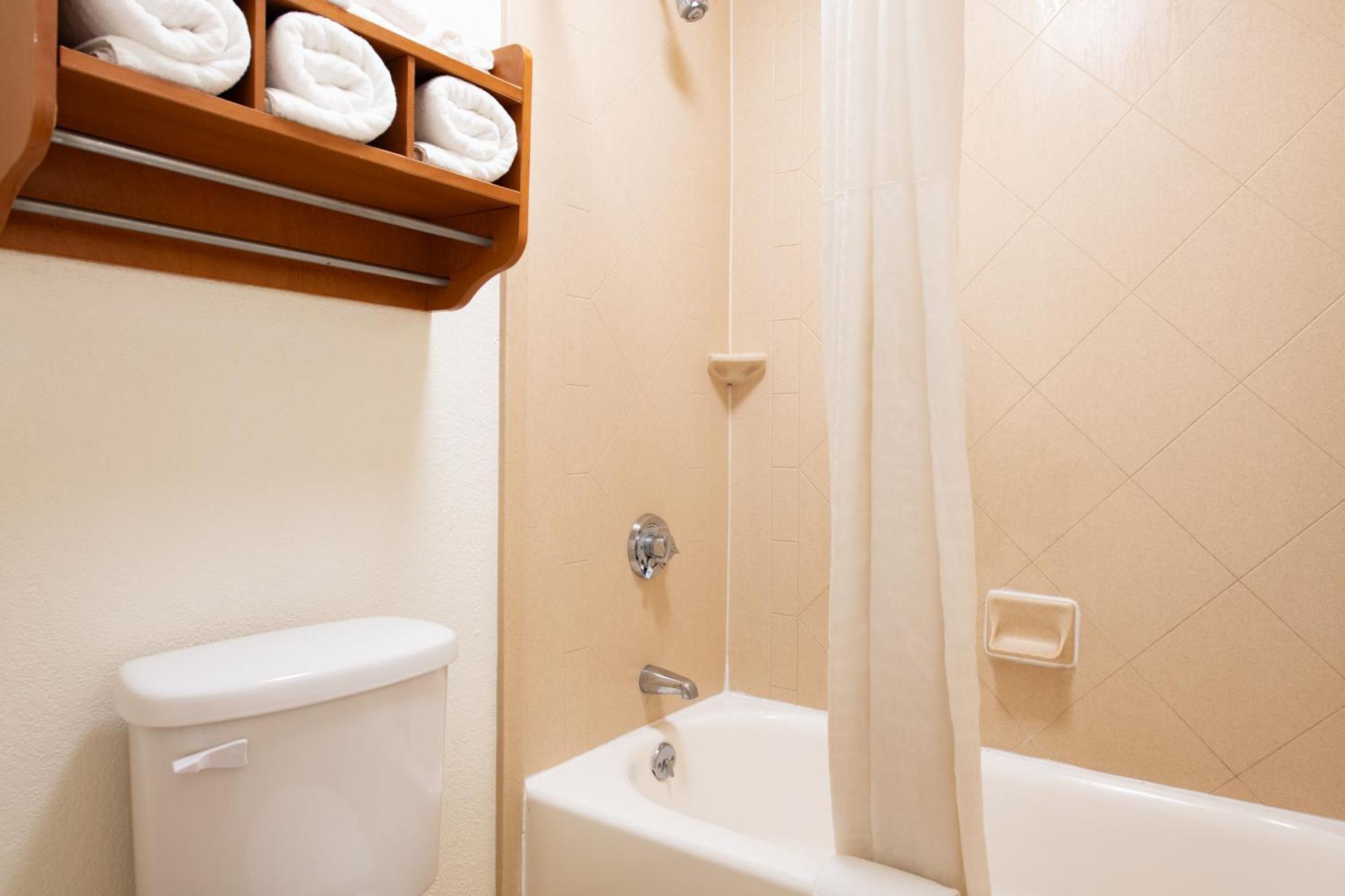 Quality Inn Monroe Exterior photo
