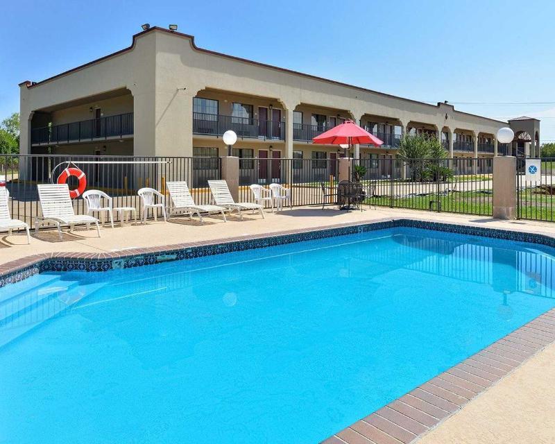 Quality Inn Monroe Exterior photo